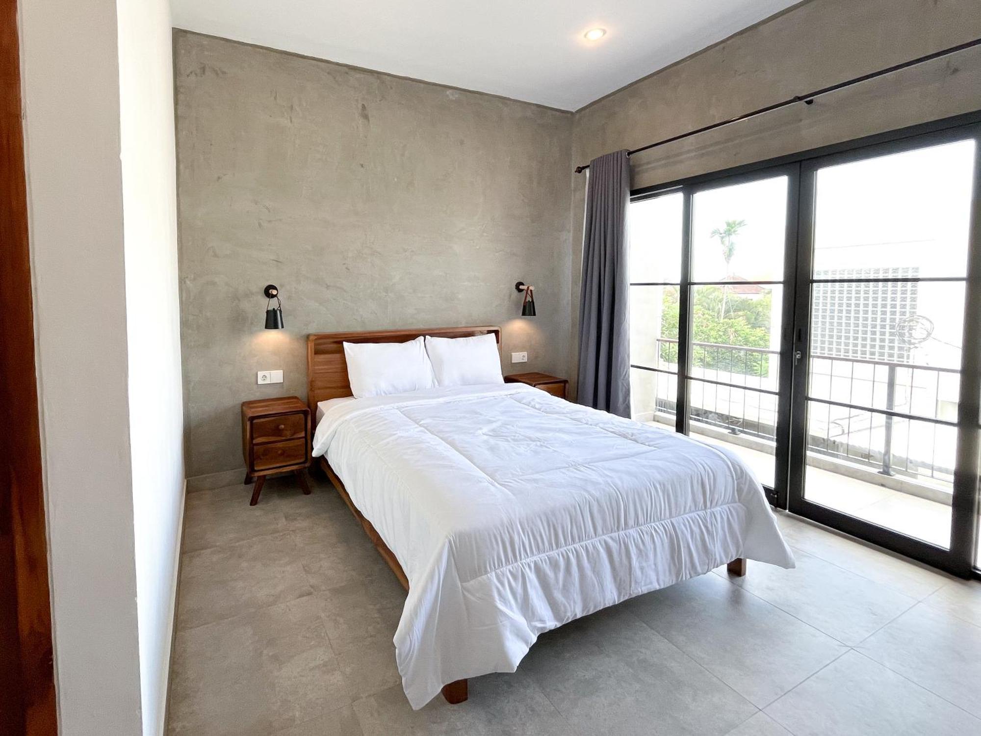 Adi Surya Guest House 塞米亚克 外观 照片